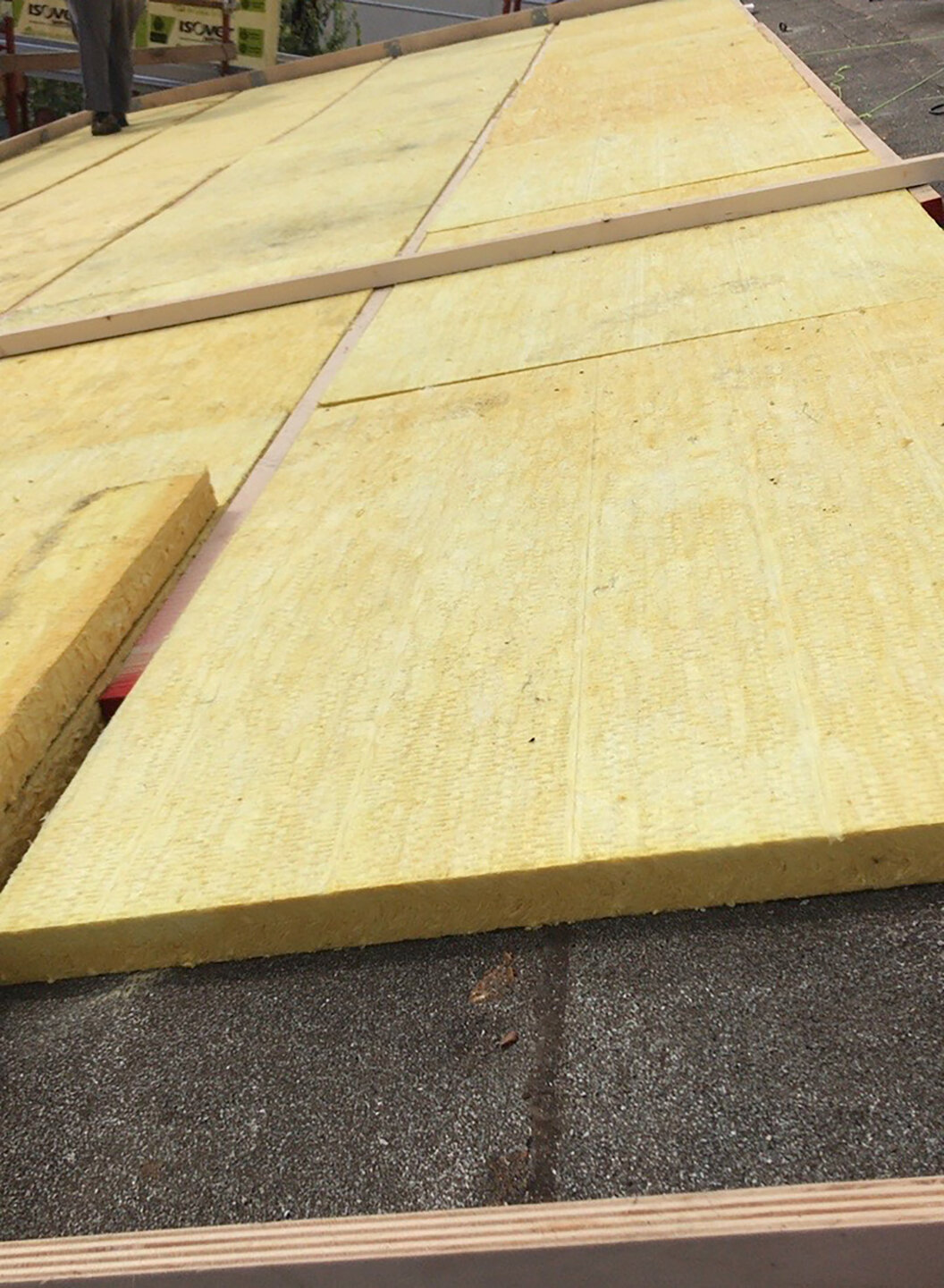 Wood, Floor, Flooring, Composite material, Plank, Building material, Hardwood, Wood stain, Plywood, Lumber
